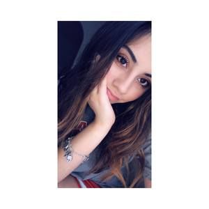 Meet your Posher, Itzel